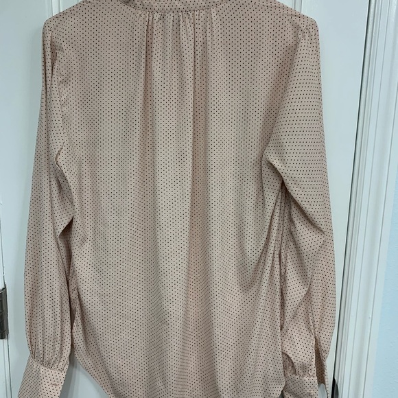 🎉H&M Lightweight Pale Pink With Tiny Black Polka-Dots Long Sleeve Blouse Size 8 - Picture 3 of 13
